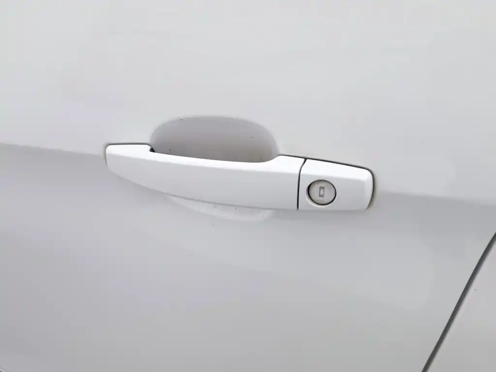 Chevrolet Sail 2017 — фото 18