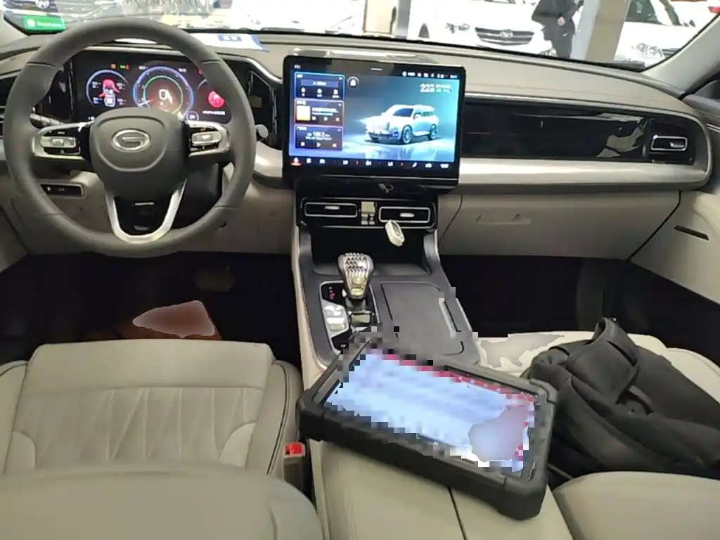 GAC Motor Trumpchi GS8 2022 — фото 10