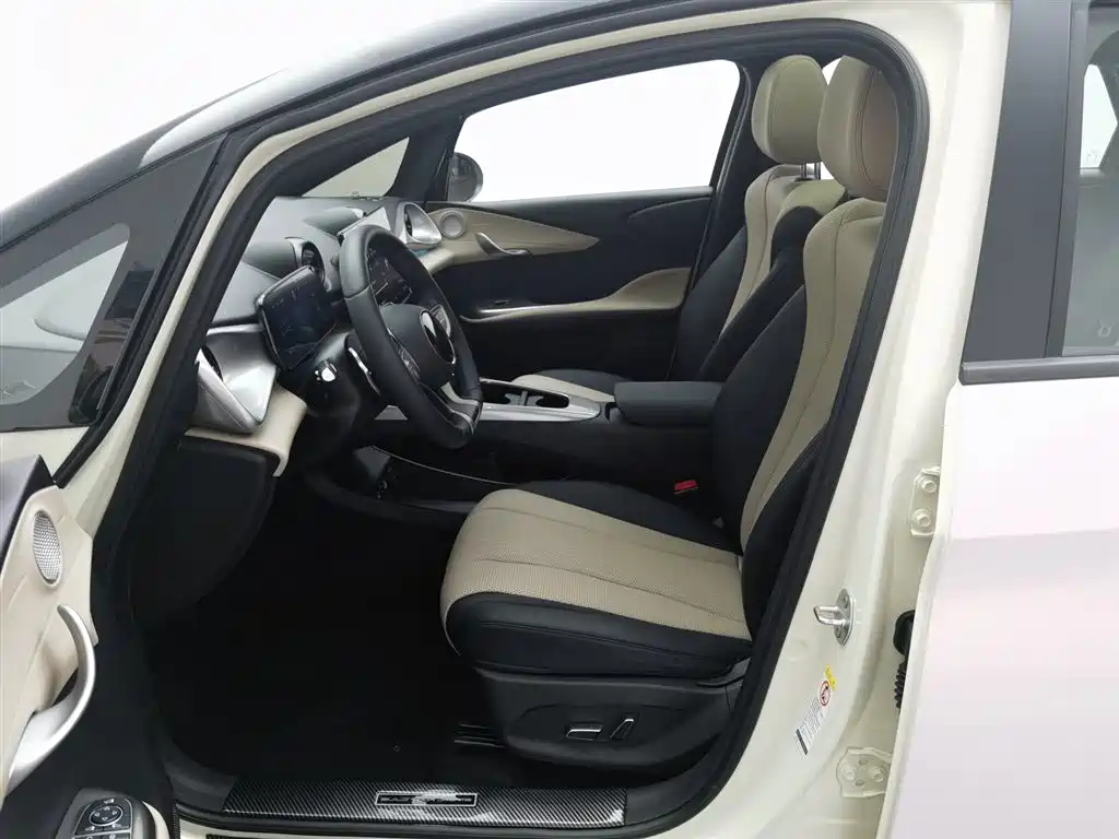BYD Dolphin 2025 — фото 10