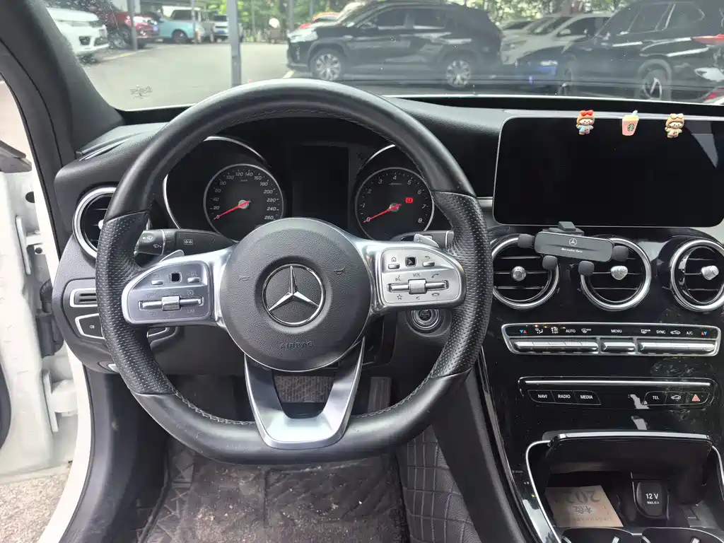 Mercedes-Benz C-Class 2019 — фото 13