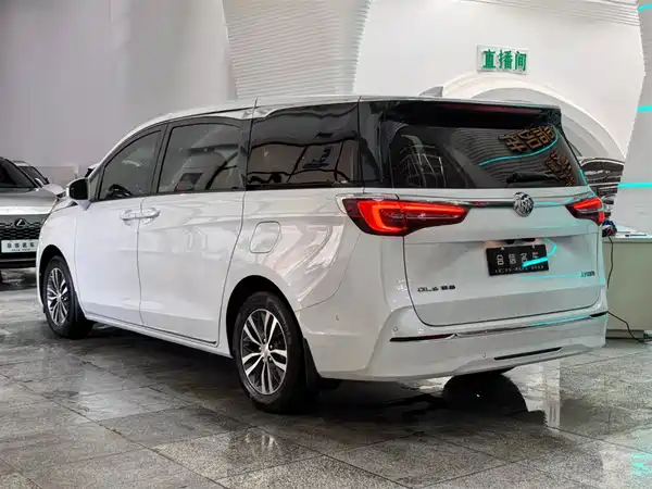 Buick GL8 2023