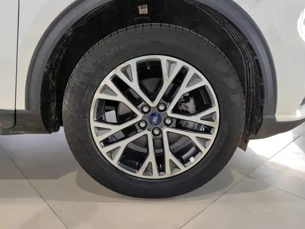 Ford Edge 2020