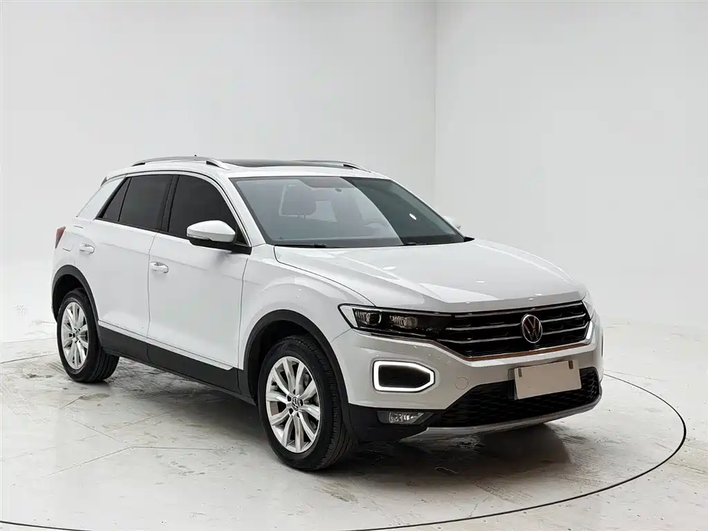 Volkswagen T-Roc 2022 — фото 3