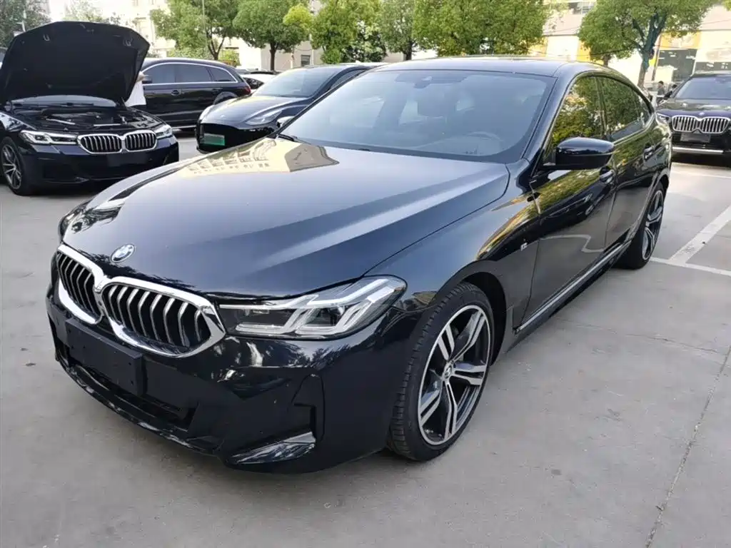 BMW 6 Series GT 2024 — фото 1