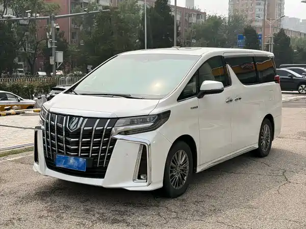 Toyota Alphard 2021