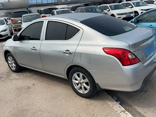 Nissan Sunny 2016