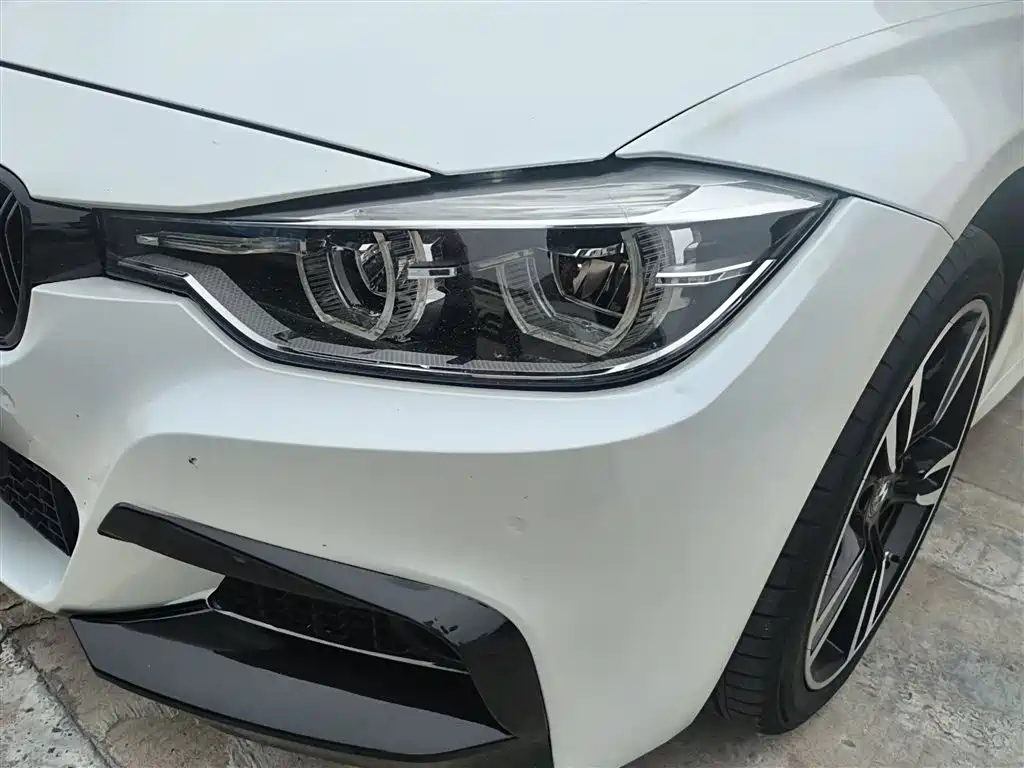 BMW 3 Series 2016 — фото 24