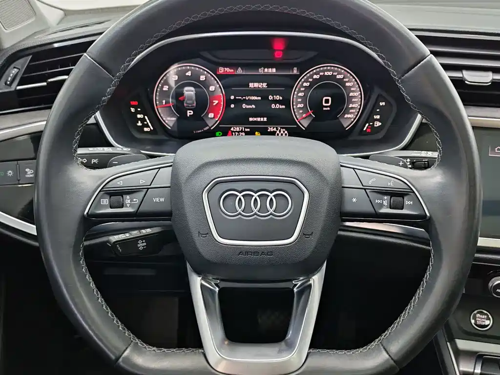 Audi Q3 2022 — фото 12