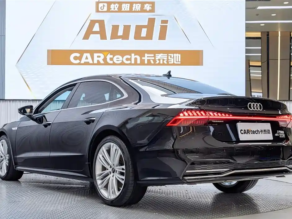 Audi A7L 2024 — фото 4