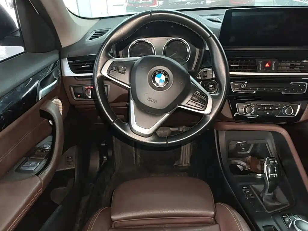 BMW X1 2022 — фото 11