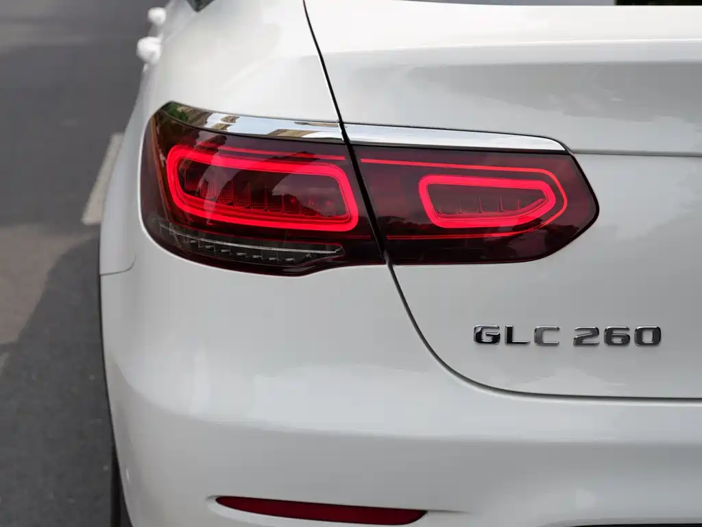 Mercedes-Benz GLC Coupe 2022 — фото 16