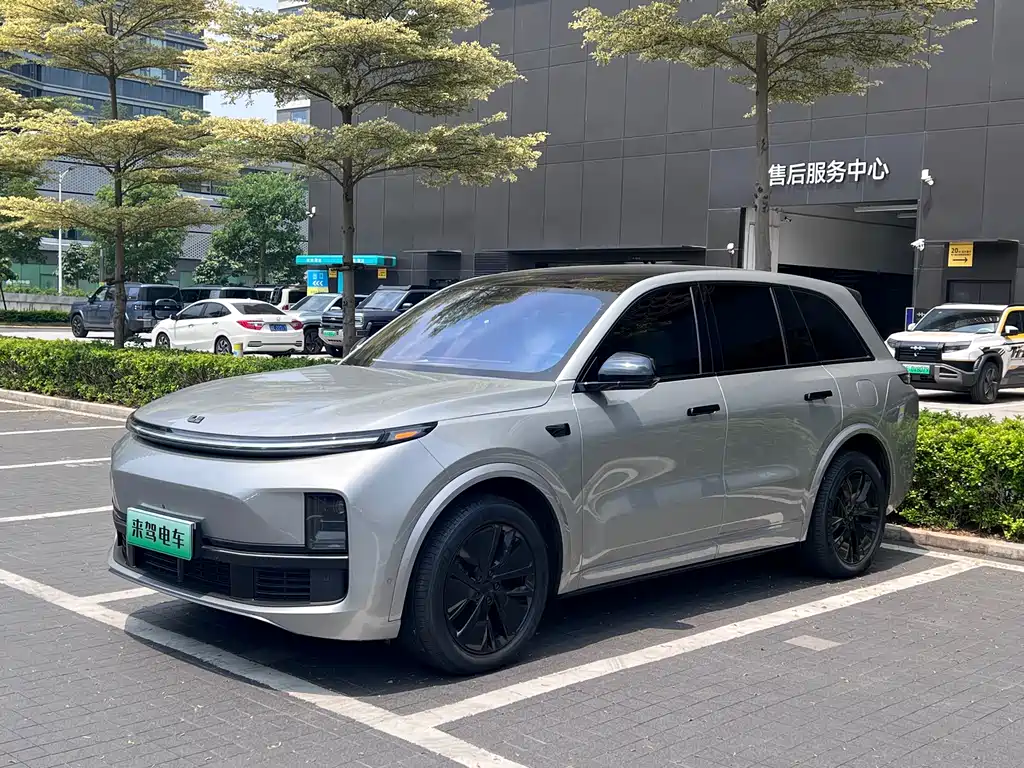 Li Auto Li L8 2024