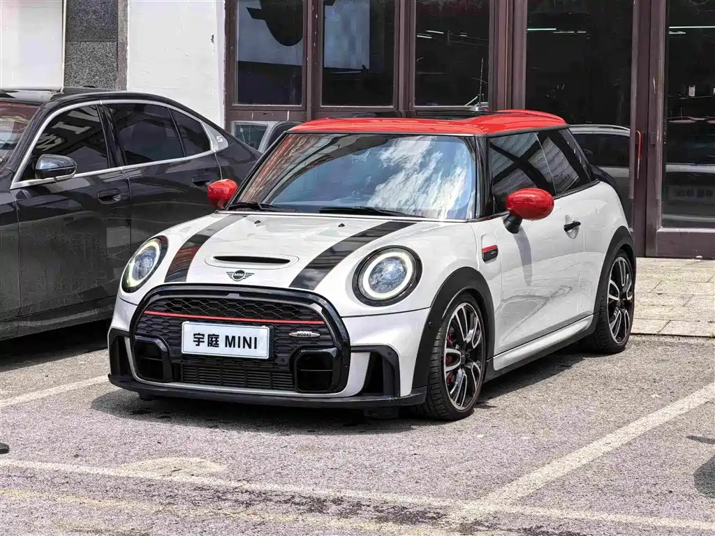MINI JCW 2022 — фото 1