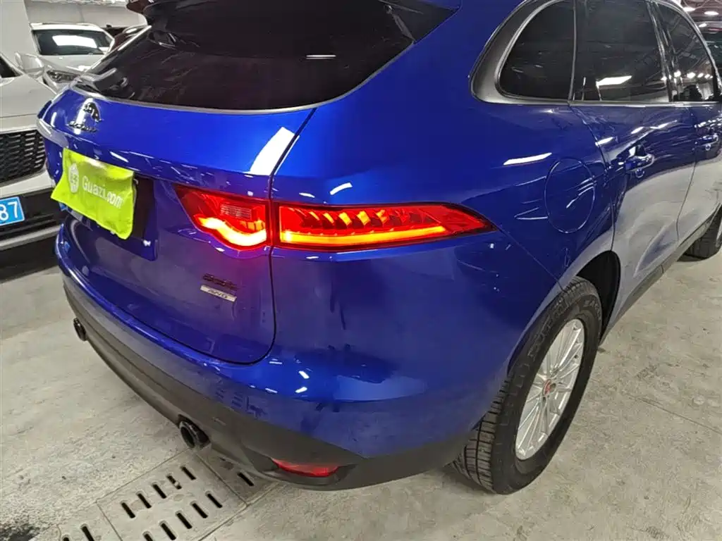Jaguar F-PACE 2018 — фото 8