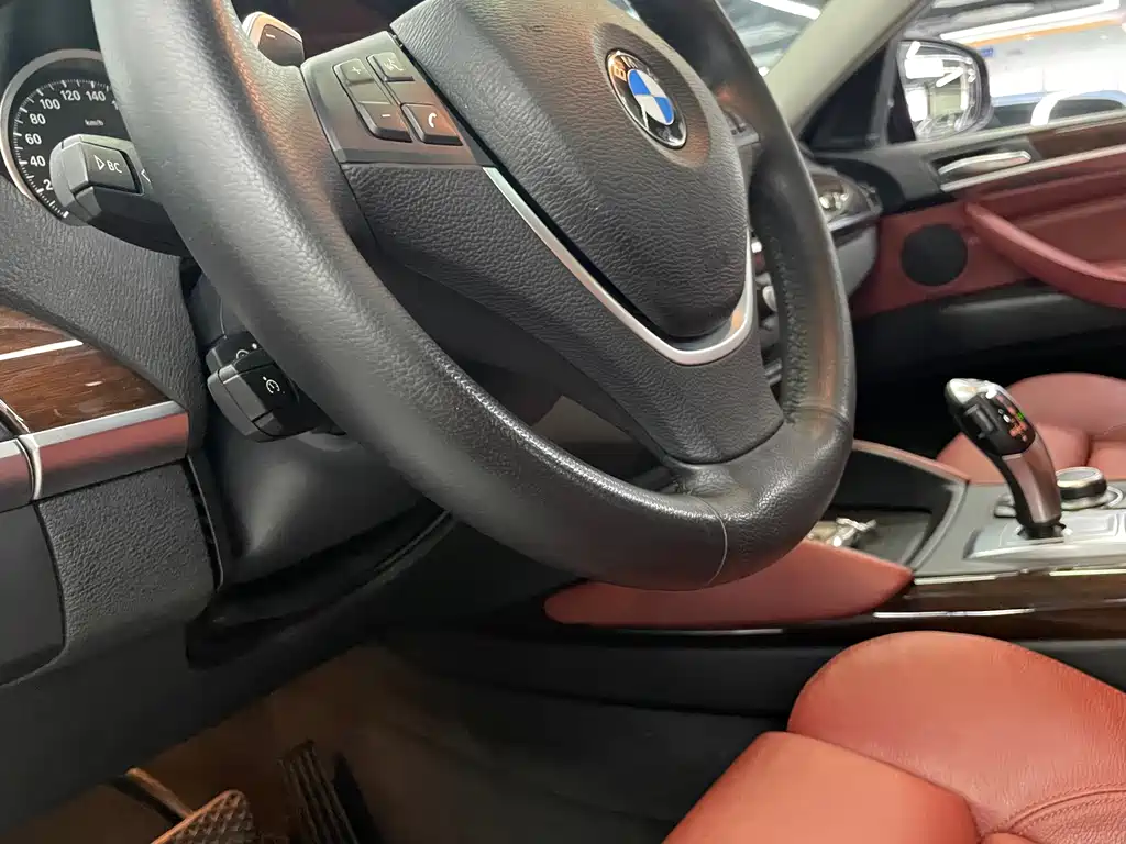 BMW X6 2013 — фото 16