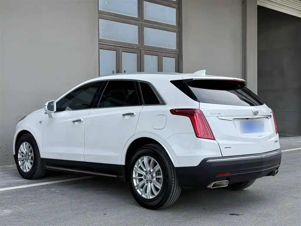 Cadillac XT5 2018 — фото 22