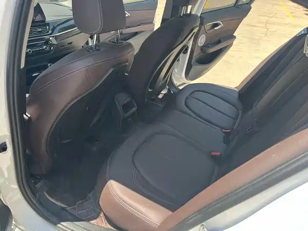BMW 1 Series 2023