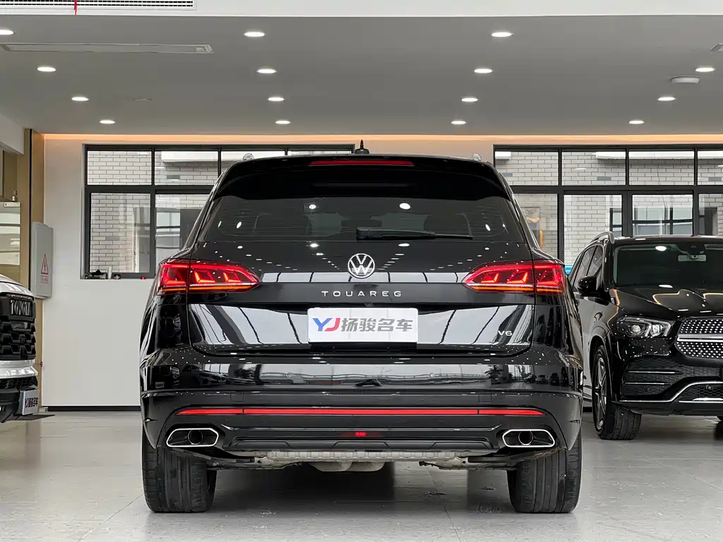 Volkswagen Touareg 2021 — фото 4