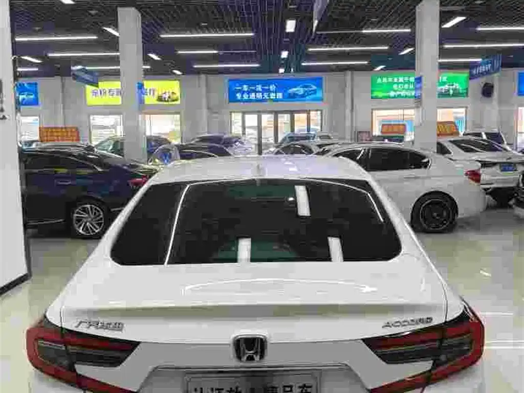Honda Accord 2023 — фото 5