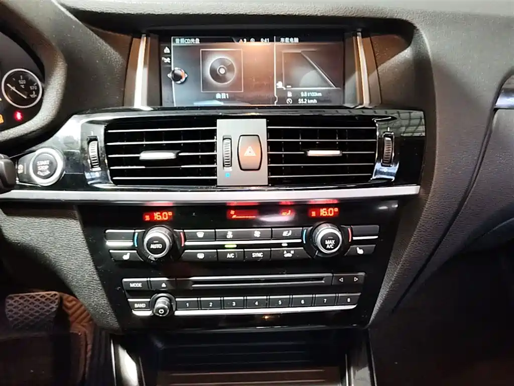 BMW X4 2017 — фото 13