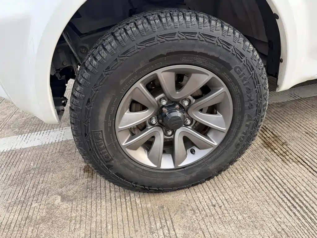 Suzuki Jimny 2015 — фото 25