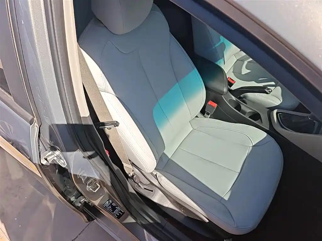 Buick Excelle 2018 — фото 25