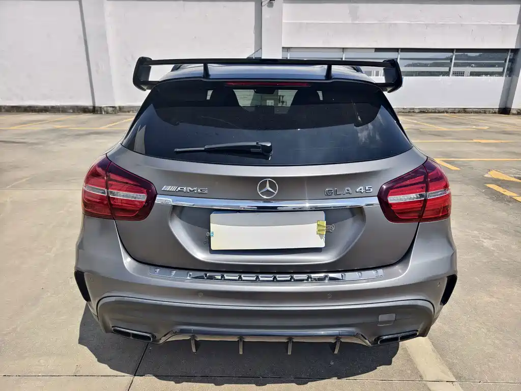 Mercedes-Benz GLA AMG 2017 — фото 4