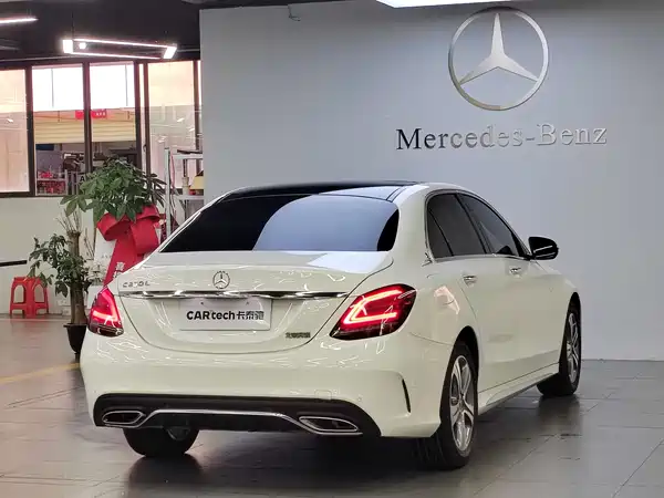 Mercedes-Benz C-Class 2019