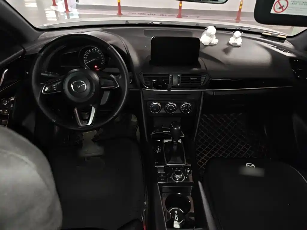 Mazda CX-4 2020