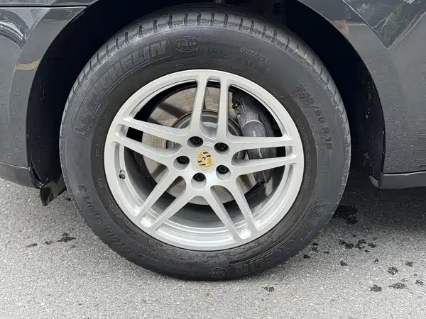 Porsche Macan 2020