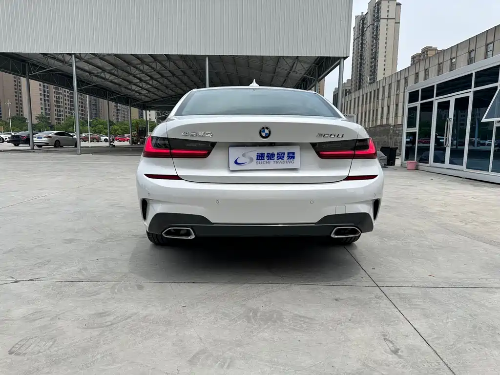 BMW 3 Series 2022