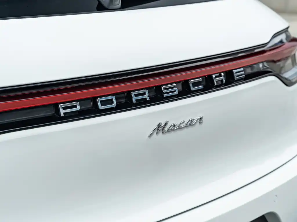 Porsche Macan 2019 — фото 9