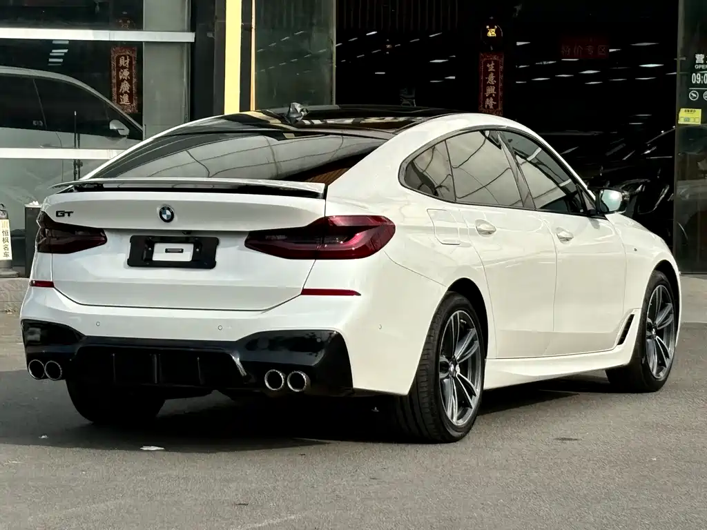 BMW 6 Series GT 2020 — фото 9