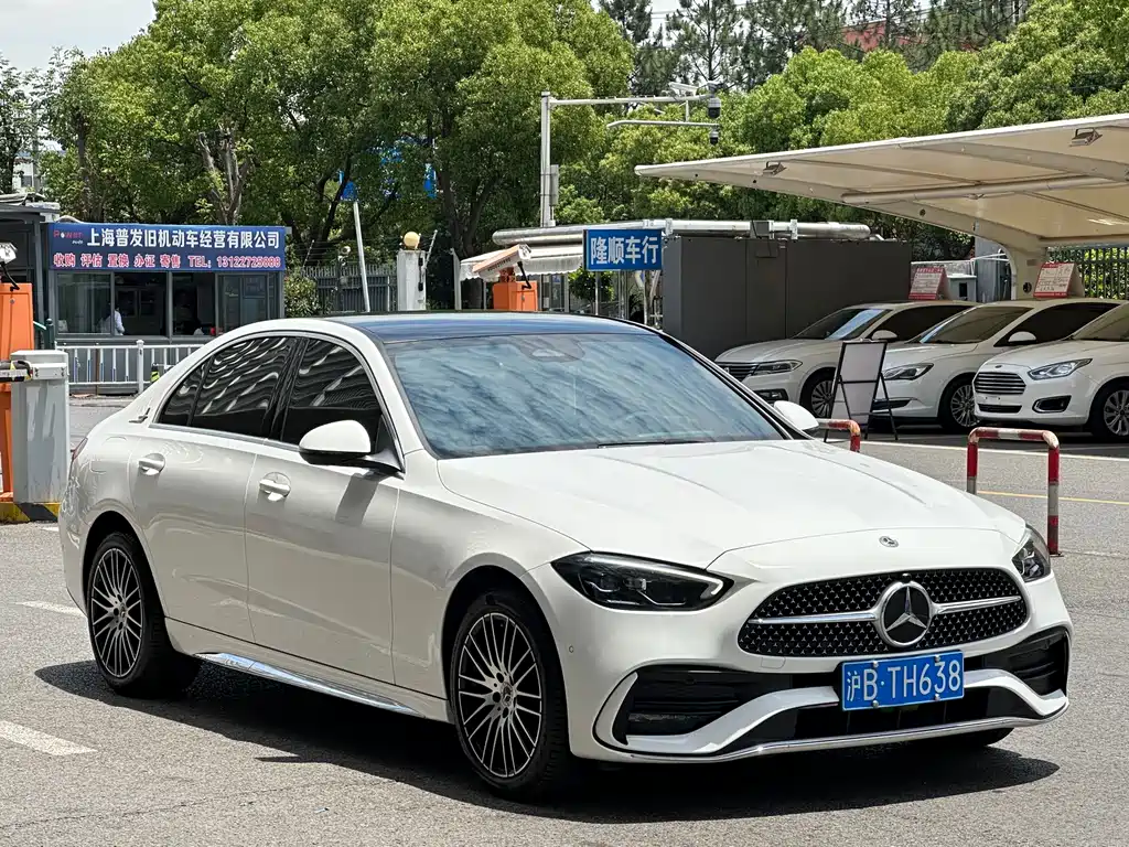 Mercedes-Benz C-Class 2024 — фото 14
