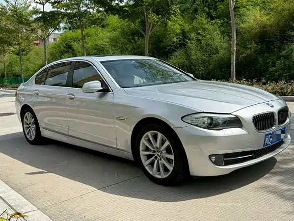 BMW 5 Series 2012