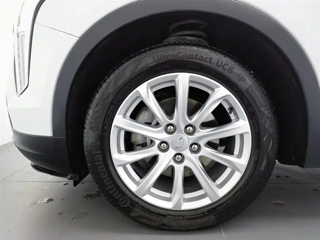 Cadillac XT4 2020 — фото 17