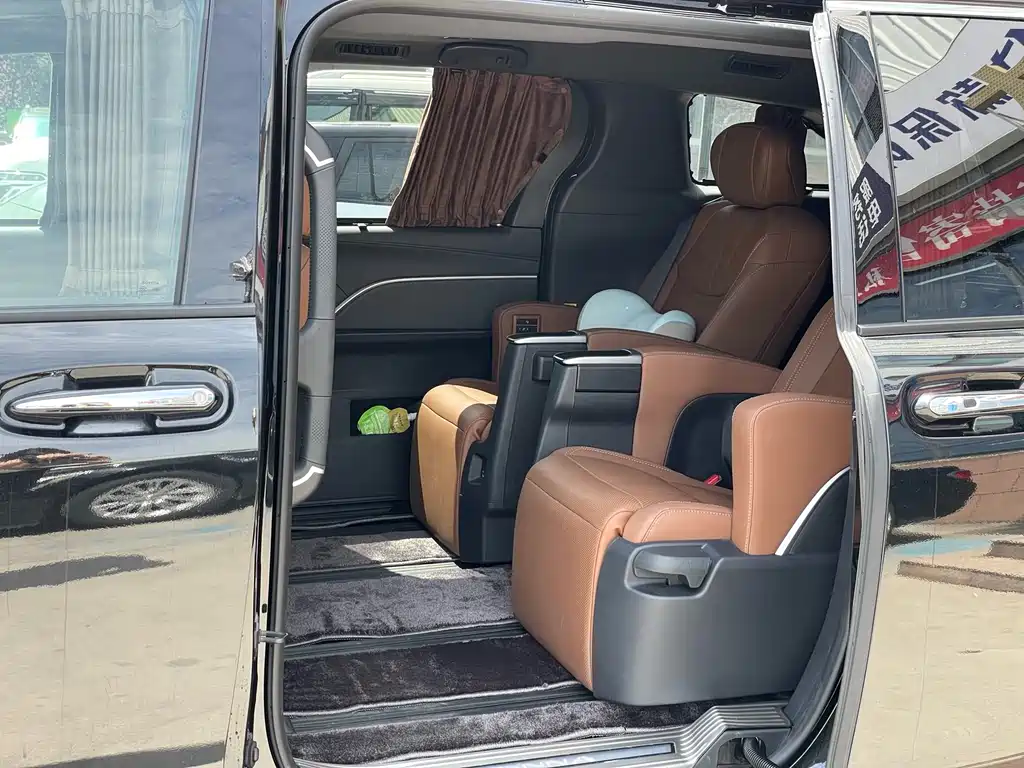 Toyota Sienna 2026