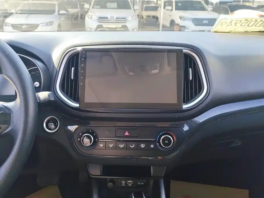 Kia KX3 2015 — фото 13