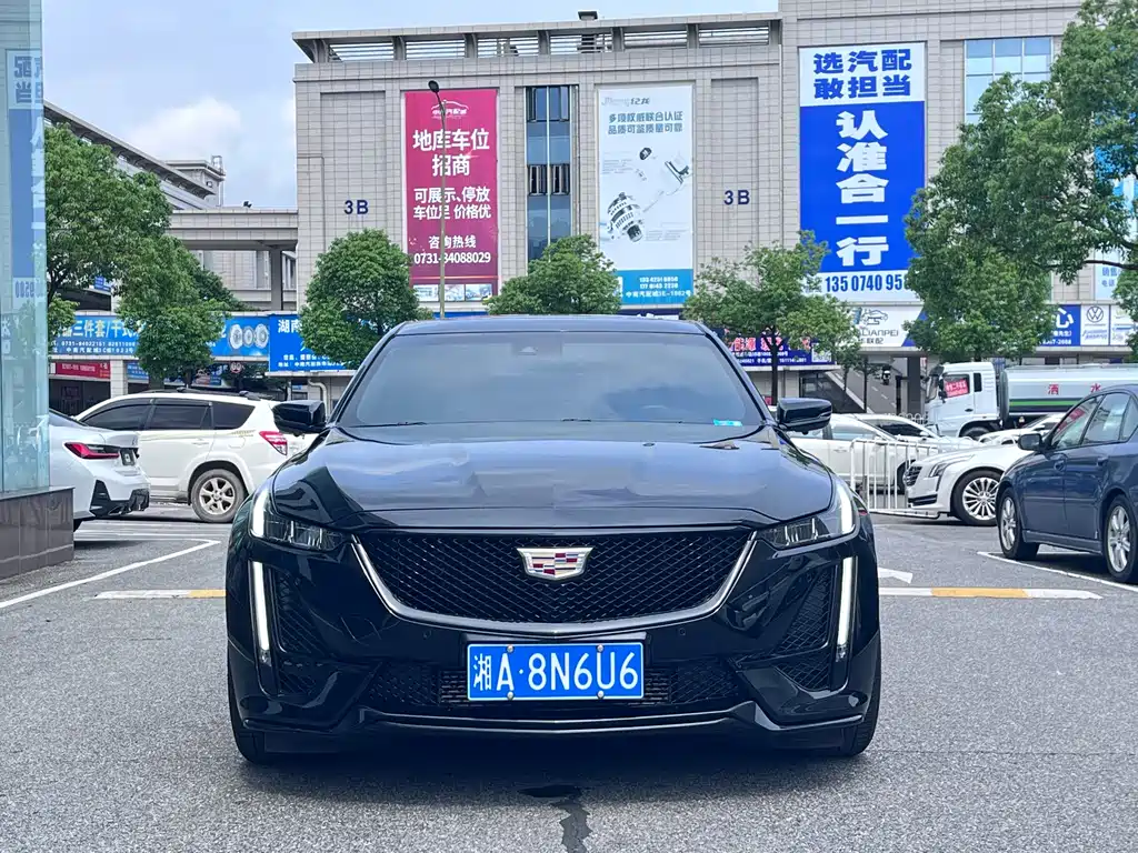 Cadillac CT5 2023 — фото 2