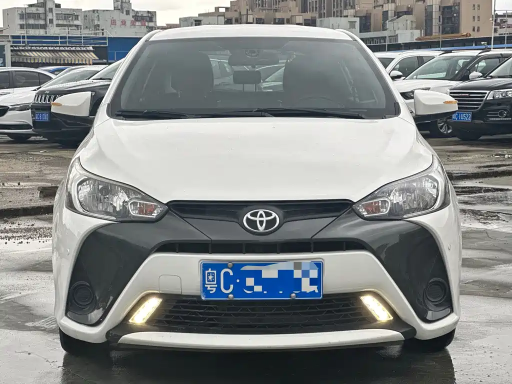 Toyota Yaris L 2019