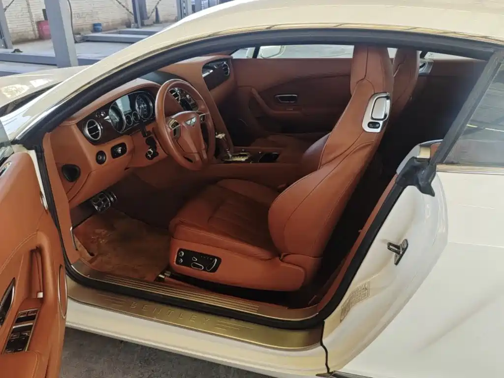 Bentley Continental 2013 — фото 3