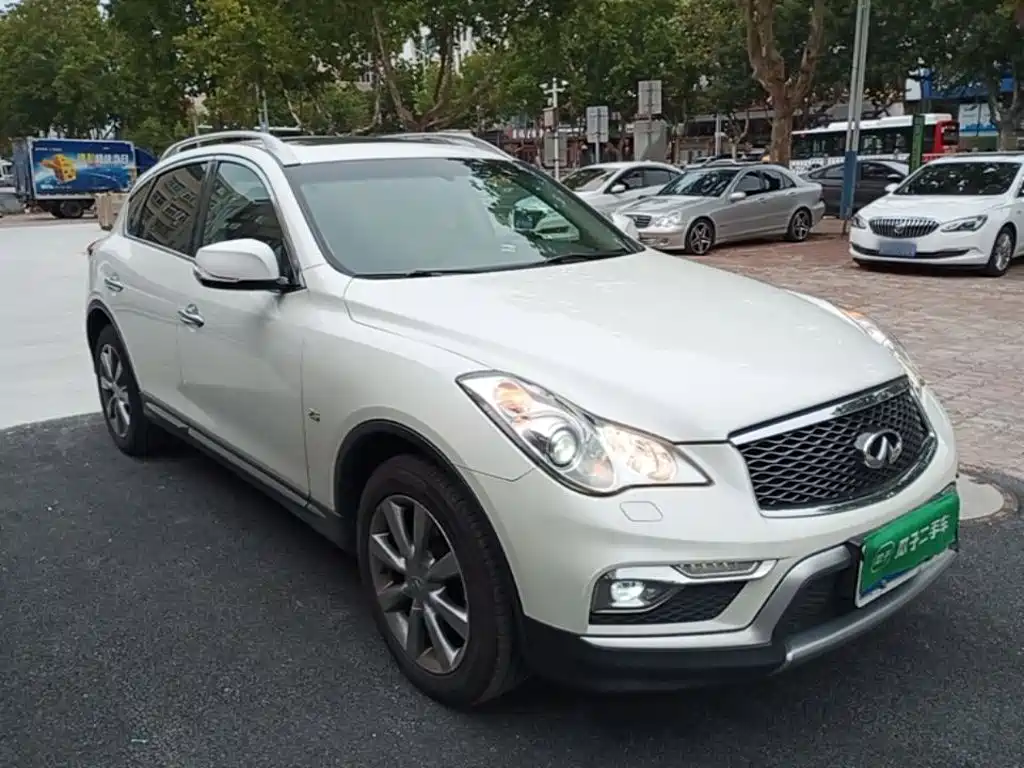 Infiniti QX50 2015 — фото 4