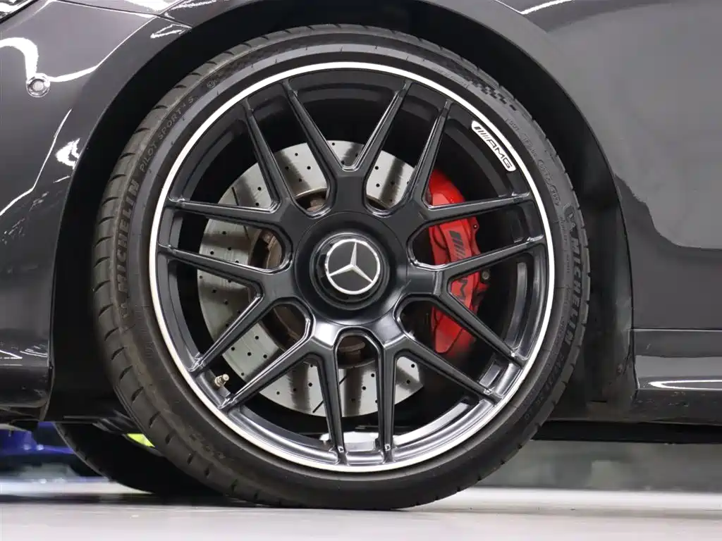 Mercedes-Benz E-Class AMG 2021 — фото 33