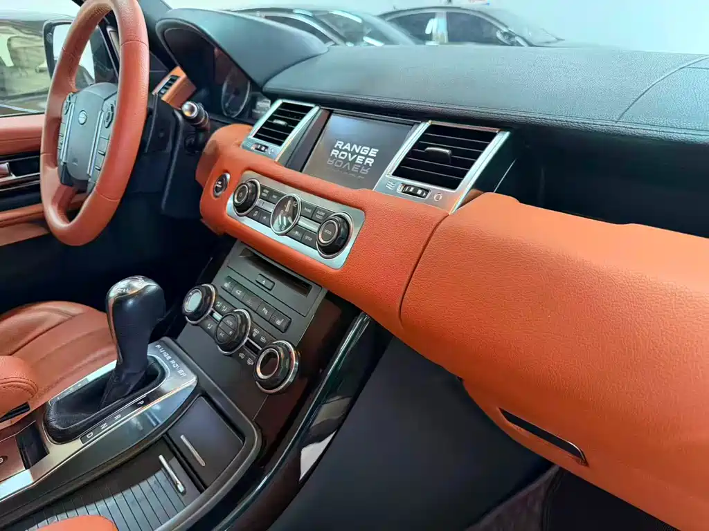 Land Rover Sport 2013 — фото 11