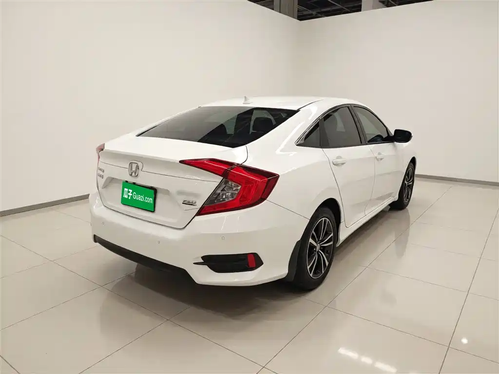 Honda Civic 2019 — фото 7