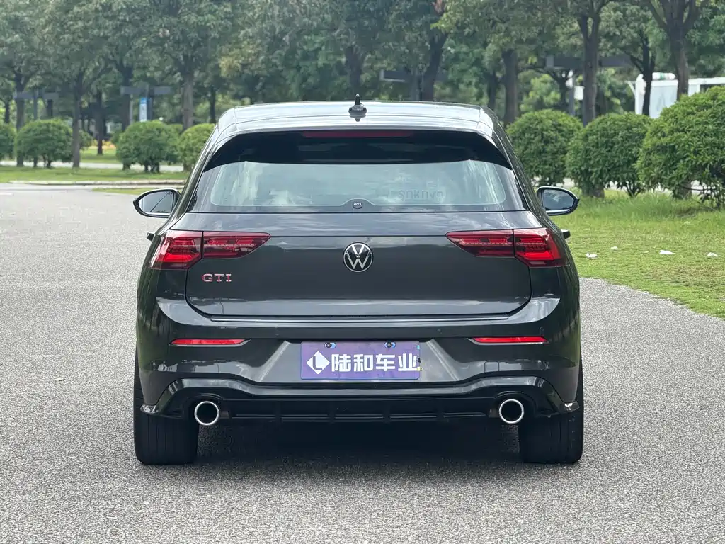 Volkswagen Golf GTI 2021