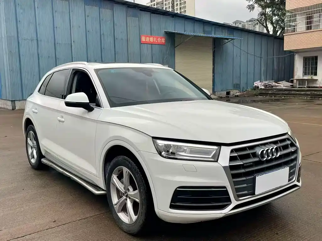 Audi Q5L 2020 — фото 3