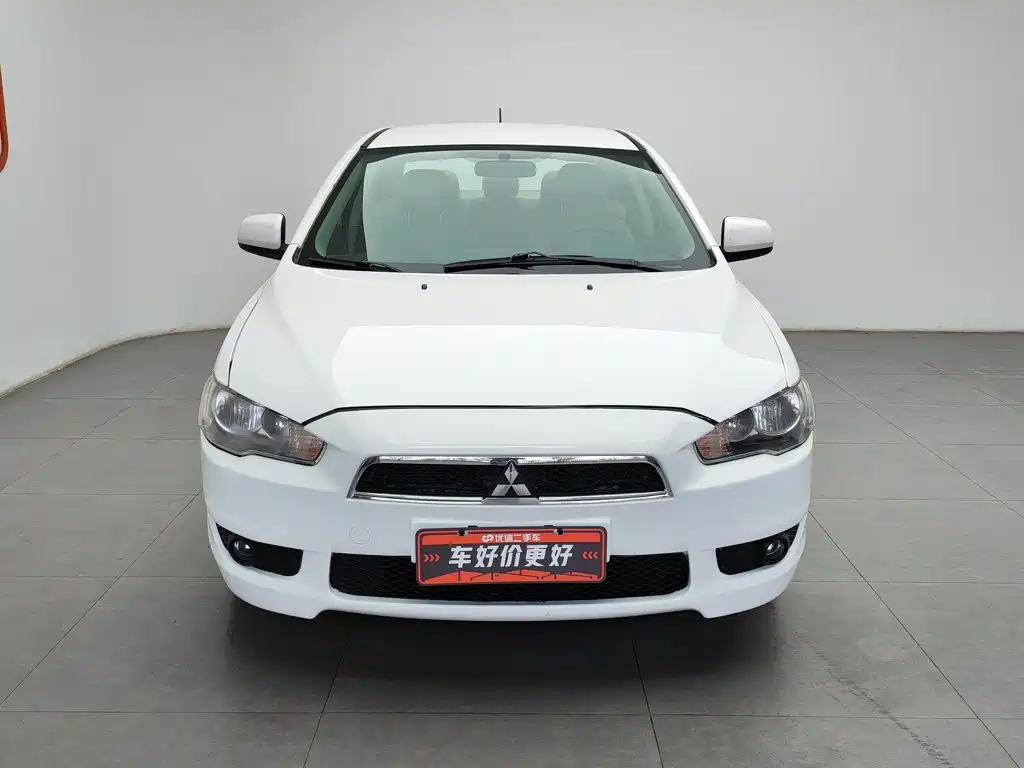 Mitsubishi Lancer EX 2010 — фото 3