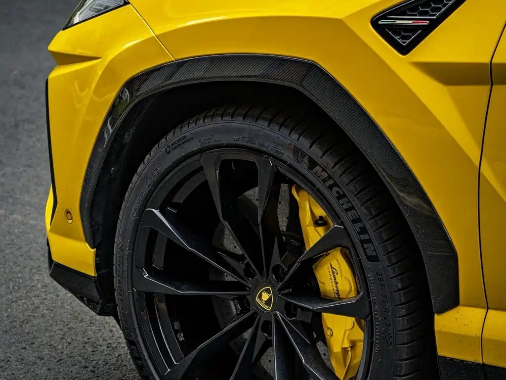 Lamborghini Urus 2020 — фото 7