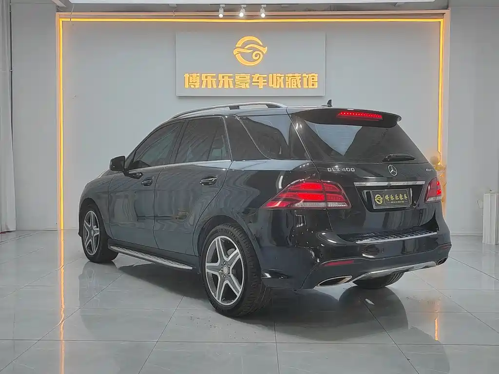 Mercedes-Benz GLE 2016 — фото 16